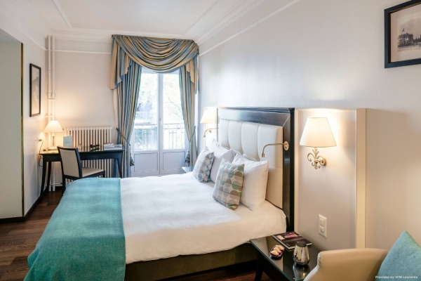 Grand Hotel Suisse Majestic Autograph Collection